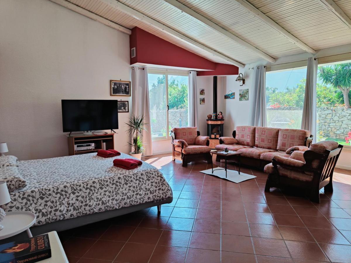Villa Manzella Piscina Privata Чинизи Екстериор снимка