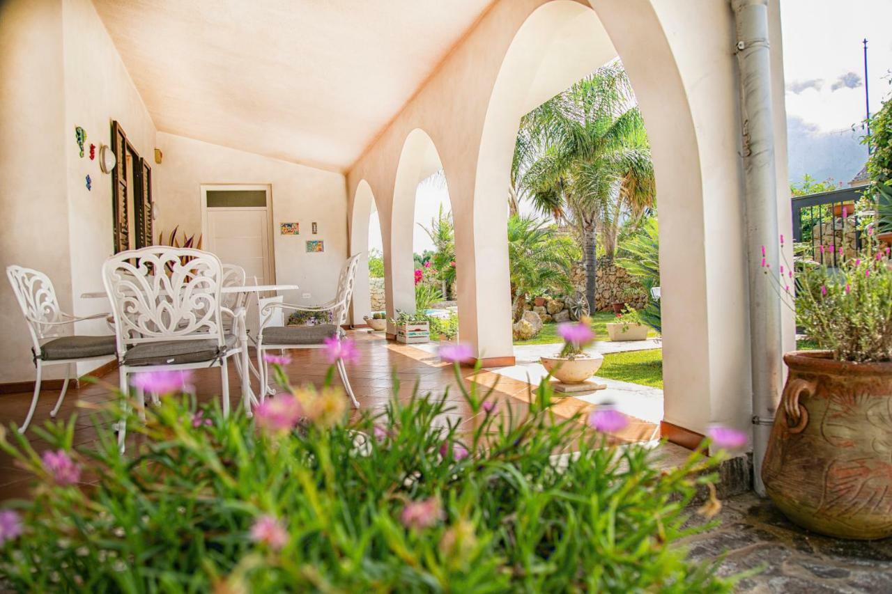 Villa Manzella Piscina Privata Чинизи Екстериор снимка